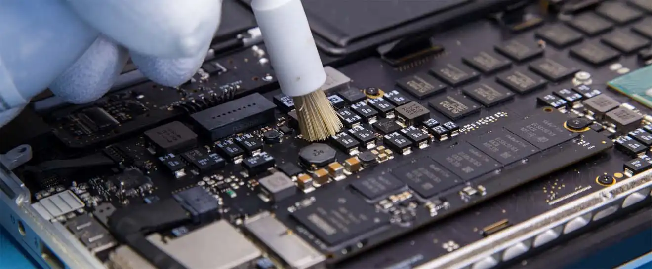 Чистка Apple MacBook от пыли в Лосино-Петровском | Замена термопасты